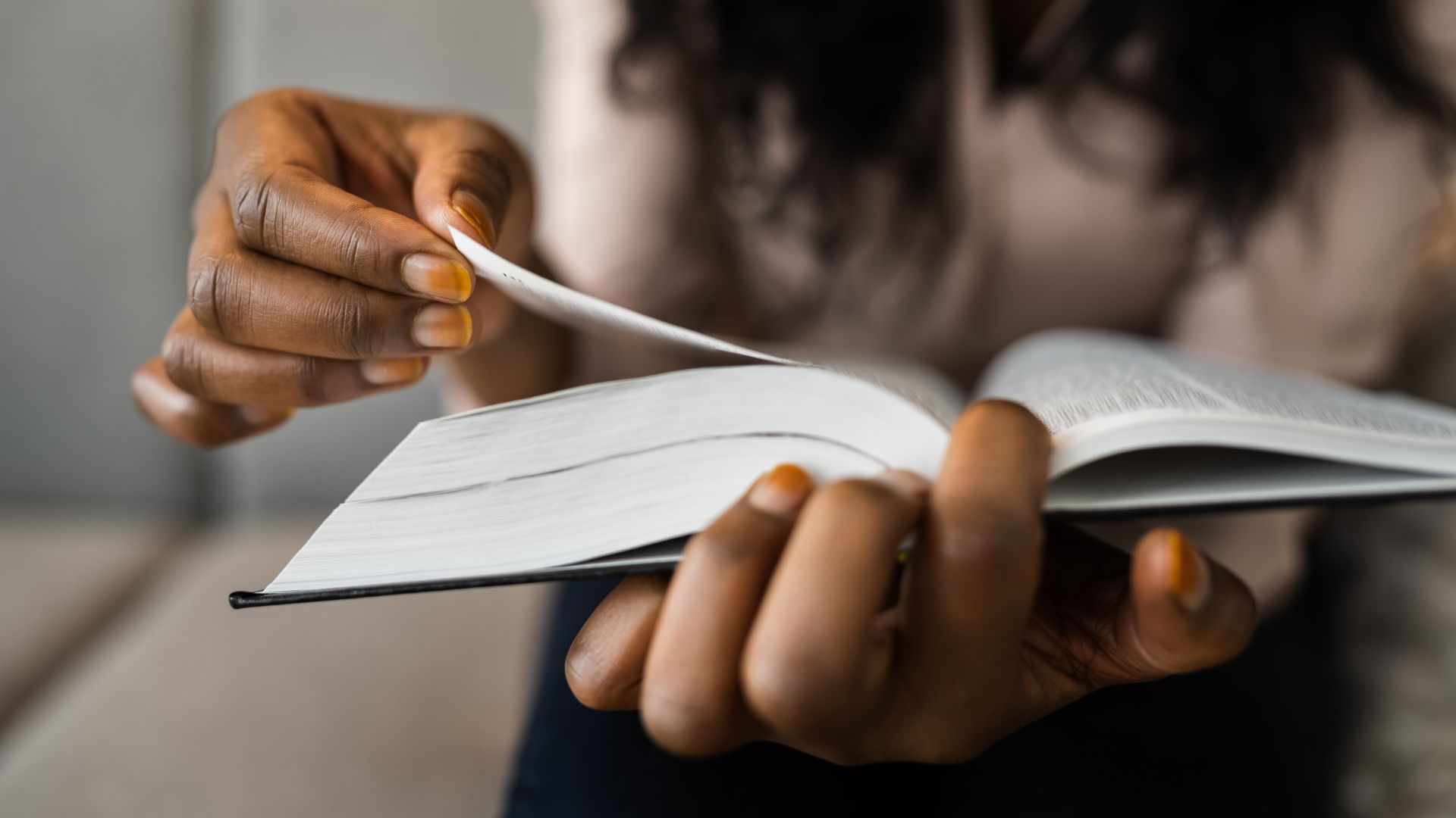 Read the daily Bible scripture of the day.